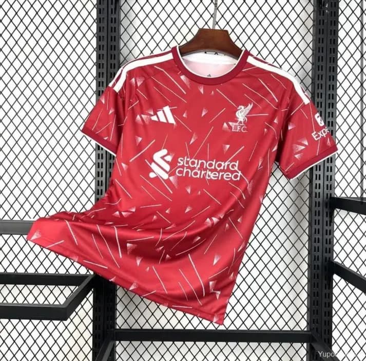 Liverpool — Home 2026/2027